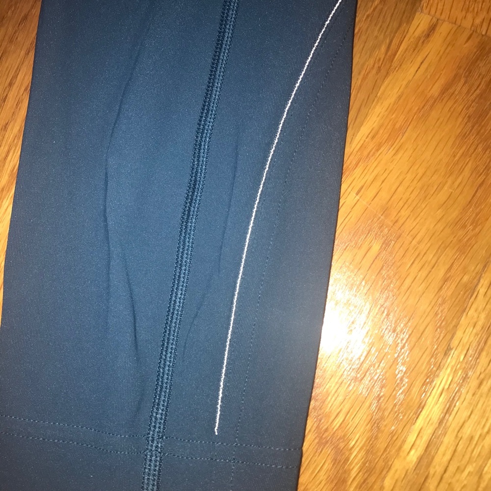 🍋LULULEMON speed up full on luxtreme tight - Picture 5 of 8